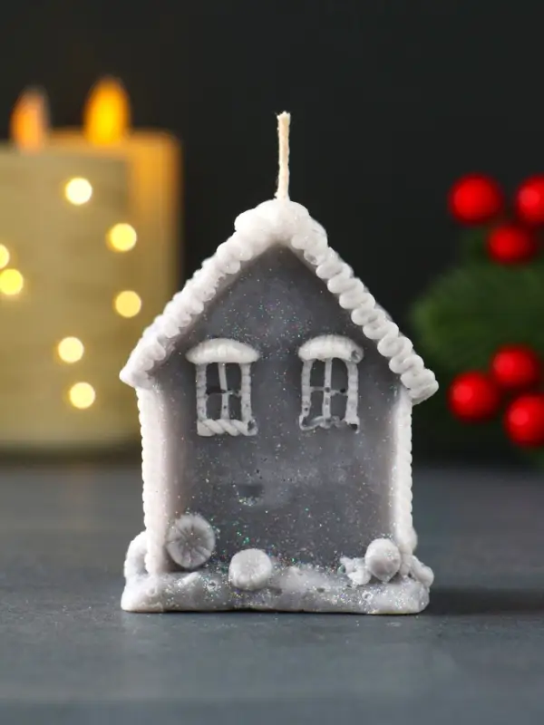 Свеча новогодняя "Домик с Ёлкой" 55х70 мм, серый