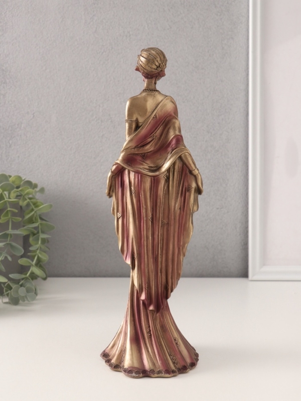 Сувенир полистоун  Сувенир полистоун "Девушка в платье 20-30-х годов" бордово-фиолетовый 10х9,5х29,5 см