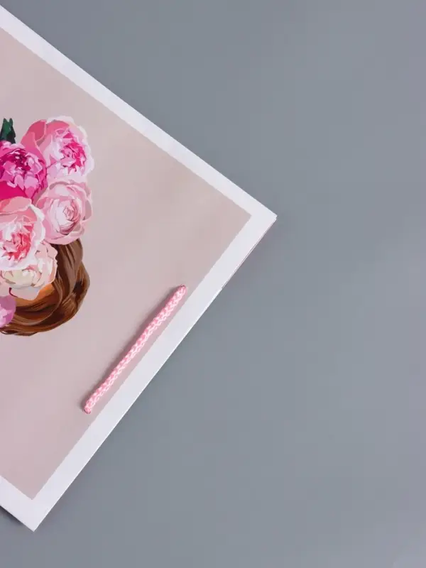 Пакет подарочный "Момент для себя" ламинированный 26 х 12 х 32 см