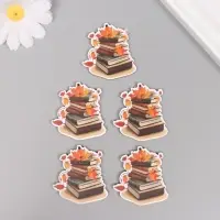 Декор для творчества дерево "Стопка книг с осенними листьями" 4,4х4,2х0,3 см Декор для творчества дерево "Стопка книг с осенними листьями" 4,4х4,2х0,3 см