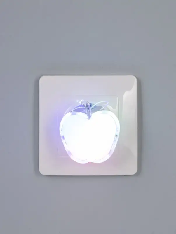 Ночник &laquo;Яблоко&raquo;, 5.5&times;5&times;5 см, пластик