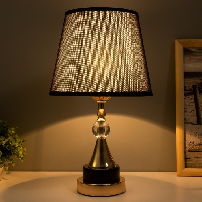 Настольная лампа Настольная лампа "Марфа" Е27 40Вт чёрно-золотой 22х22х40 см RISALUX