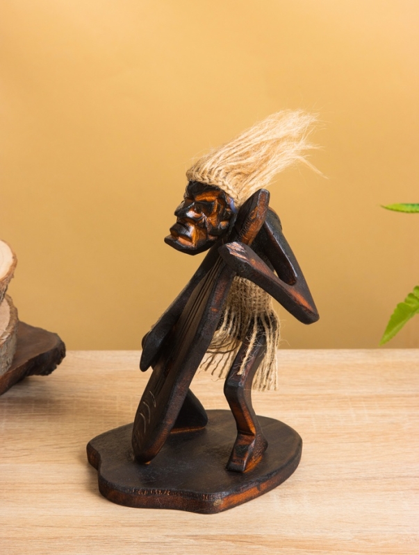 Сувенир Сувенир "Абориген с контрабасом" дерево, 12х11х18 см