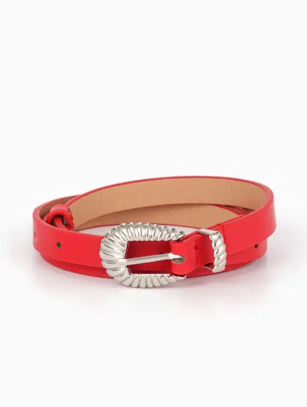 Ремень жен, 02-01-02-01, 1,5*0,3*110 см, без винта, пряжка серебро, 1 прокол, красный