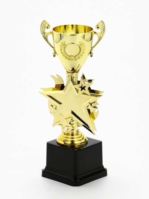 Кубок 193, наградная фигура, золото, подставка пластик, 23 х 9 х 7.5 см Кубок 193, наградная фигура, золото, подставка пластик, 23 х 9 х 7.5 см