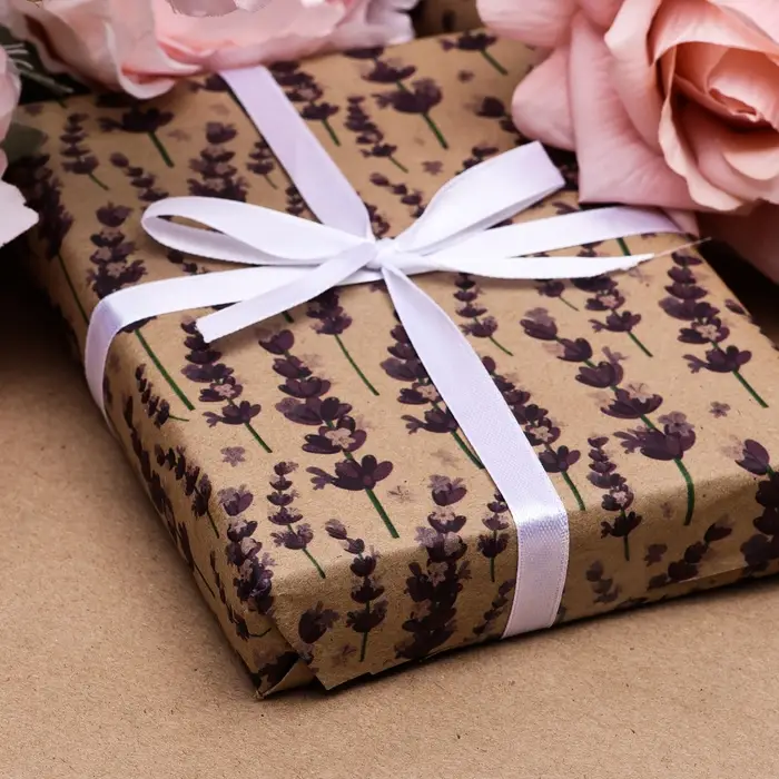 Бумага упаковочная, крафт бурый &laquo;Фиолетовые цветы&raquo;, 50&times;70 см