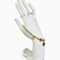 Подставка для украшений &laquo;QF. Рука&raquo;, 9&times;12&times;22 см, белая