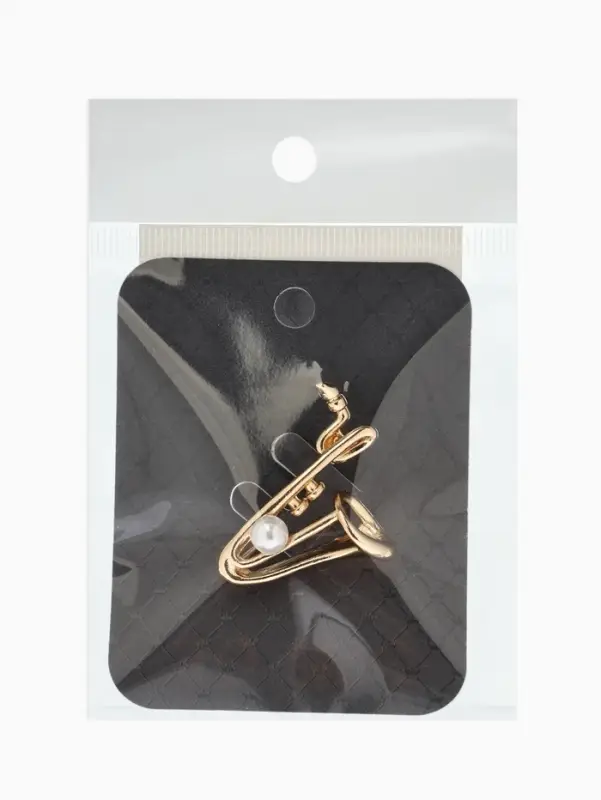 Брошь &laquo;Саксофон&raquo;, музыка, жемчуг, цвет белый в золоте