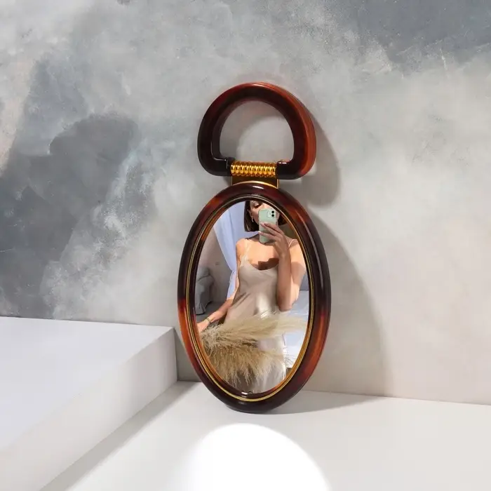 Зеркало настольное, с увеличением х2, двусторонне, настенное, 10.5&times;20 см, (8&times;12 см), цвет янтарный