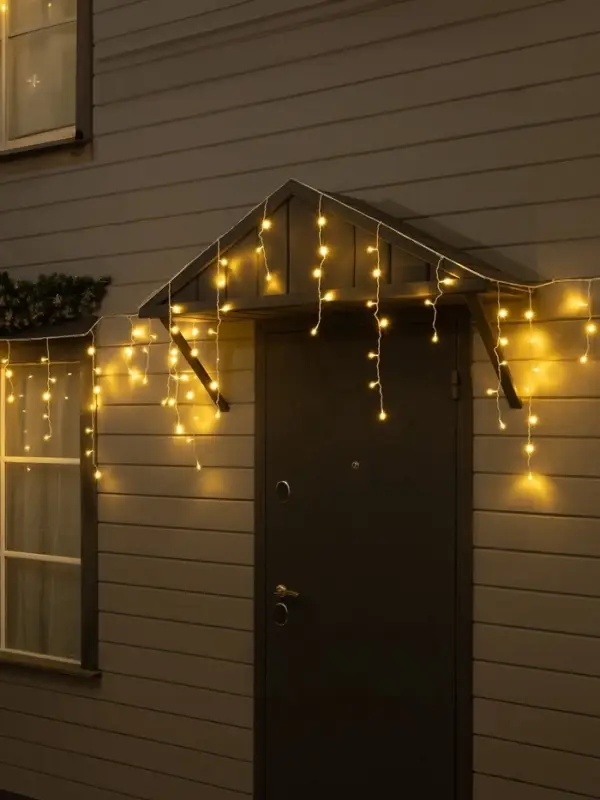 Гирлянда &laquo;Бахрома&raquo; 50&times;0.7 м, IP44, УМС, белая нить, 900 LED, свечение тёплое белое, 220 В