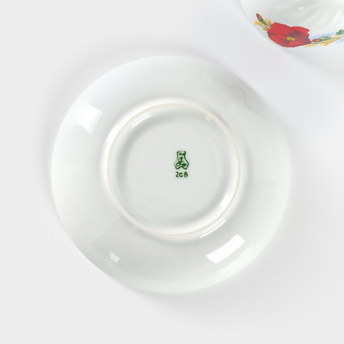 Чайная пара фарфоровая «Маки красные», 250 мл, блюдце d=15 см Чайная пара фарфоровая «Маки красные», 250 мл, блюдце d=15 см