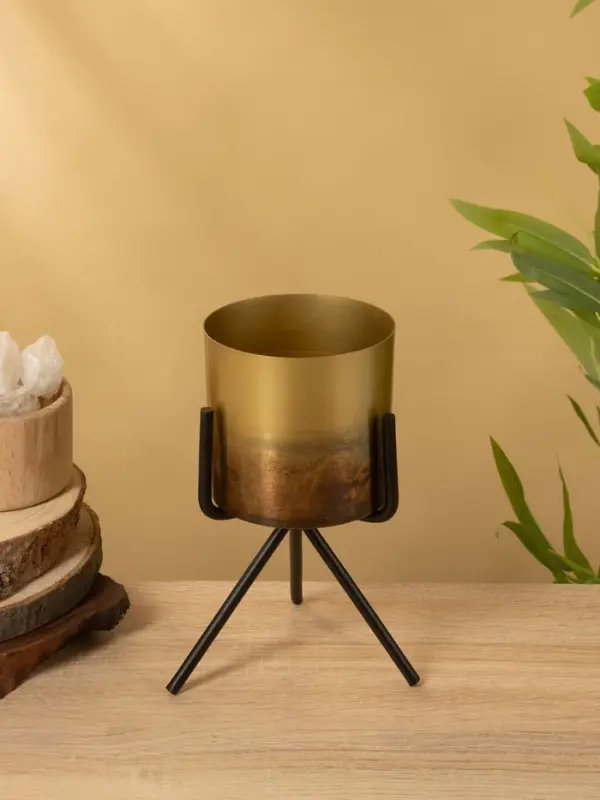 Кашпо на подставке  Кашпо на подставке "Малахит" железо 12х12х21 см