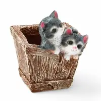 Декоративное кашпо для цветов &laquo;Ящик с котятами&raquo;, 1.3 л, 16&times;18&times;20 см, полистоун