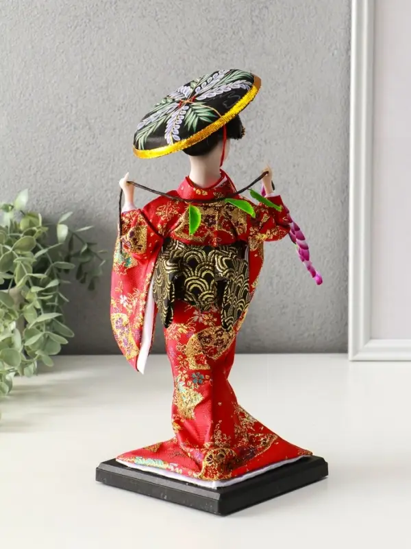 Кукла коллекционная &laquo;Японка с цветочной ветвью и в шляпе&raquo;, 30 см