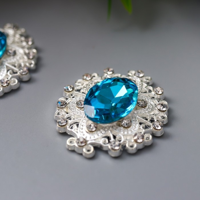 Декор для творчества металл Декор для творчества металл "Медальон узорный" голубой кристалл 2,6х2,4 см