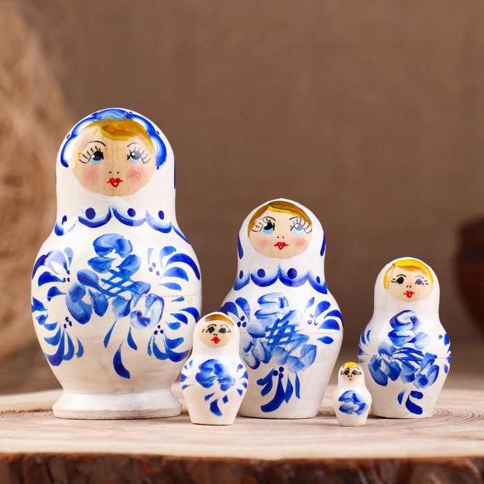 Матрёшка «Гжель», белое платье, 5 кукольная, 10 см Матрёшка «Гжель», белое платье, 5 кукольная, 10 см