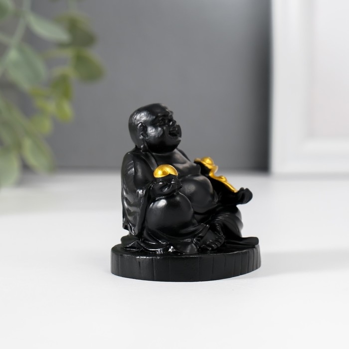 Нэцкэ полистоун  Нэцкэ полистоун "Хотей с золотым жезлом Жуи" чёрный 4х5х5,5 см