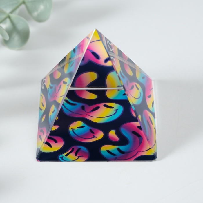 Сувенир стекло пирамида Сувенир стекло пирамида "Смайлы" 6х6х6 см