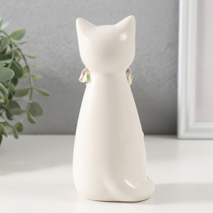 Сувенир керамика Сувенир керамика "Котик белый сидящий с цветочным ошейником" 6,5х6,2х14,3 см