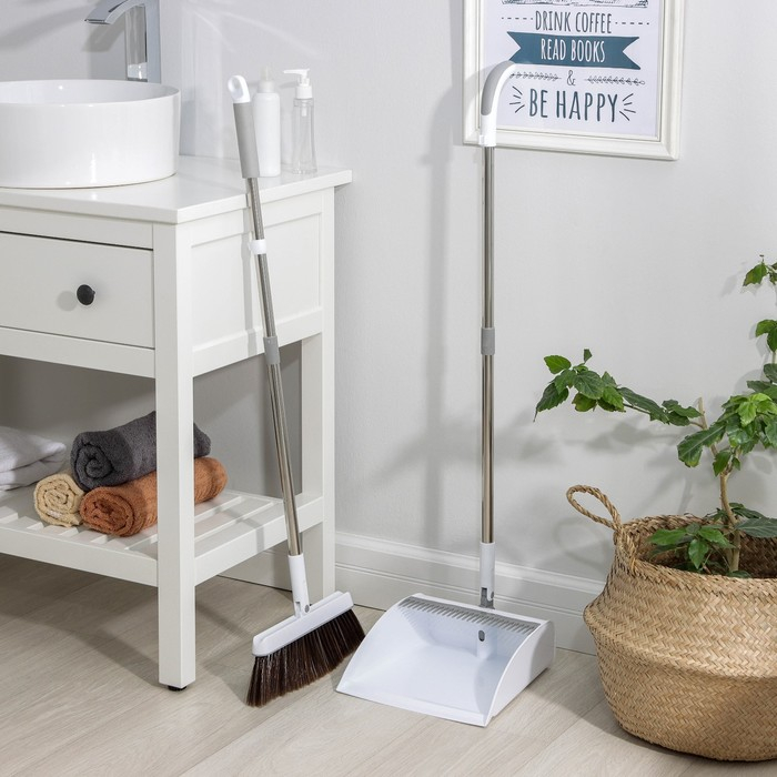 Щётка для пола Raccoon: совок 26×25 см, ручка из нержавеющей стали 97 см, щётка 26 см Щётка для пола Raccoon: совок 26×25 см, ручка из нержавеющей стали 97 см, щётка 26 см