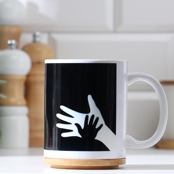 Кружка чайная керамическая Кружка чайная керамическая "Только лучших пап повышают до дедушек"