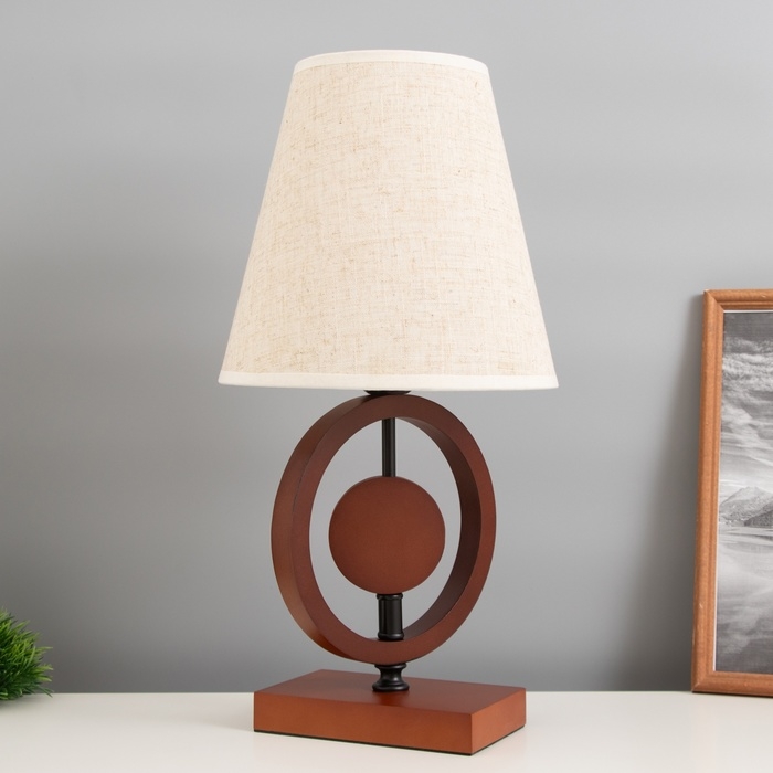 Лампа настольная Лампа настольная "Конье" 1х40Вт Е27 красный орех 11,5х11,5х27см