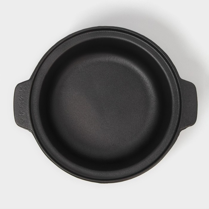 Жаровня чугунная «Биргер», 1,5 л, d=24 см, стеклянная крышка, цвет чёрный Жаровня чугунная «Биргер», 1,5 л, d=24 см, стеклянная крышка, цвет чёрный