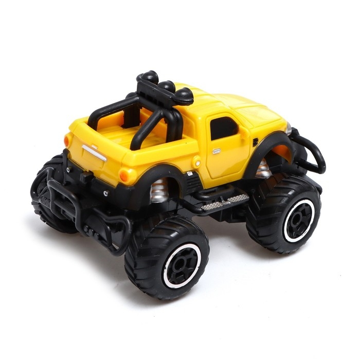 Джип радиоуправляемый «Пикап», работает от батареек, цвет жёлтый Джип радиоуправляемый «Пикап», работает от батареек, цвет жёлтый