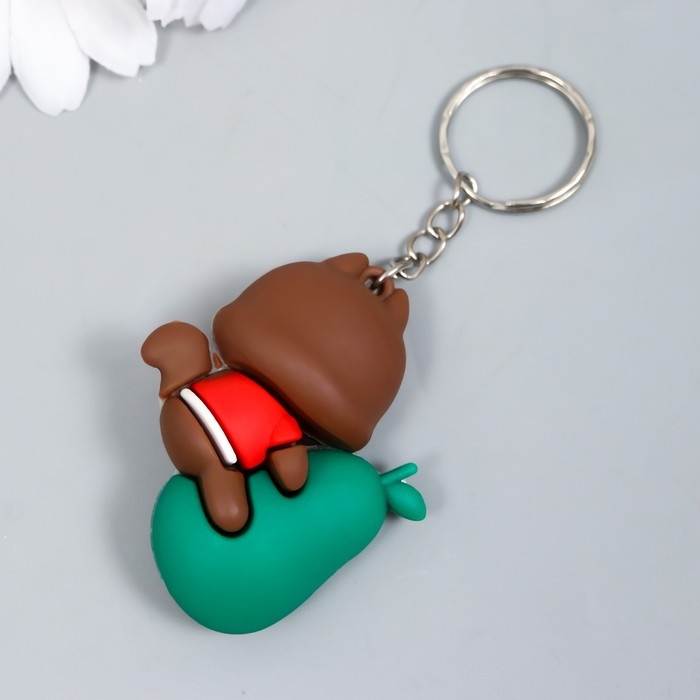 Брелок резина Брелок резина "Белочка на авокадо" МИКС 1,6х4,3х5,2 см