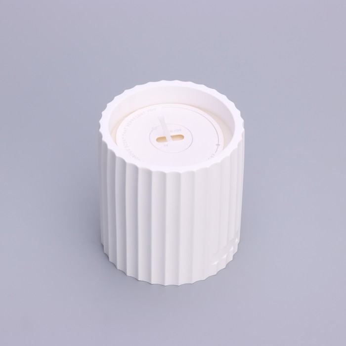 Свеча в бетоне ароматическая  Свеча в бетоне ароматическая "Бог Арес", апельсин и зелёный чай, 13х7 см, соевый воск,160 г