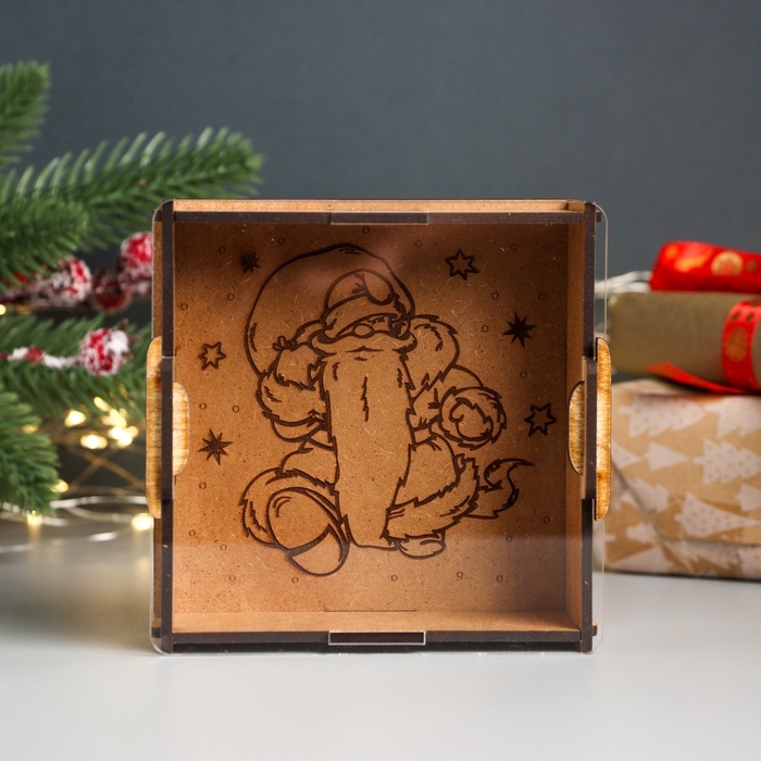 Новогодняя копилка с акрилом  Новогодняя копилка с акрилом "Дед Мороз" 12х12х4 см