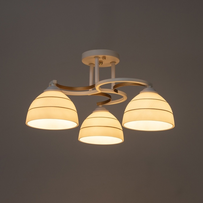 Люстра Люстра "Рина" 3хЕ27 40Вт бело-золотой 44х44х17,5 см