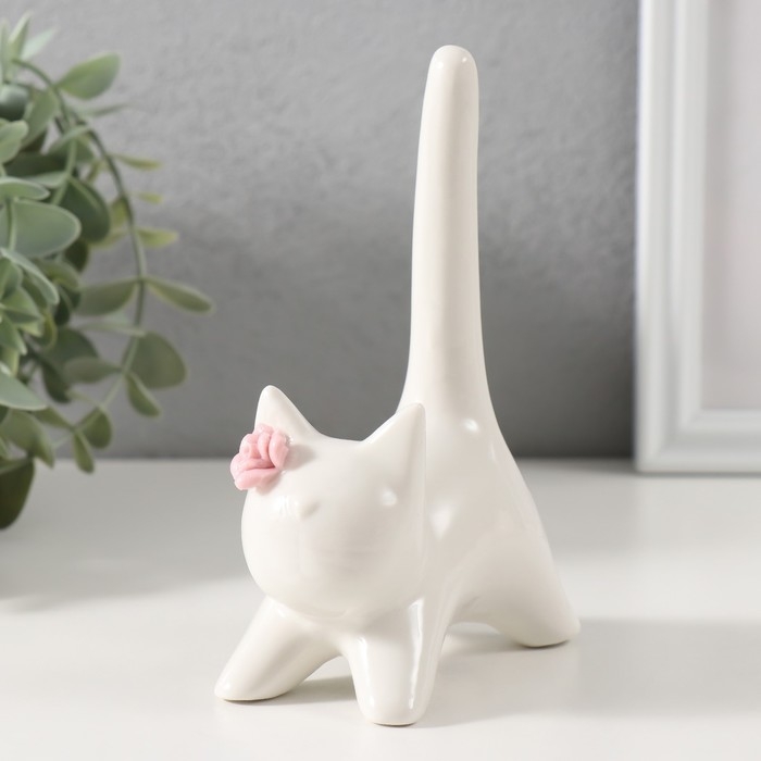 Сувенир керамика Сувенир керамика "Котик белый с длинным хвостом и розовым цветком" 9,4х5,3х14 см