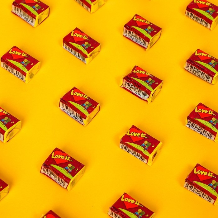 Жевательная резинка Love is, Вишня и Лимон, 4.2 г, 20 шт Жевательная резинка Love is, Вишня и Лимон, 4.2 г, 20 шт