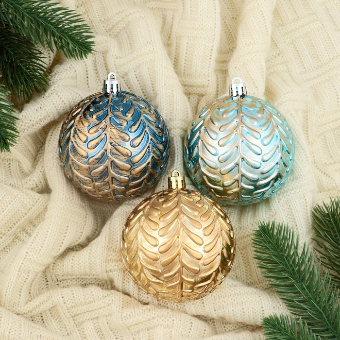 Набор шаров пластик d-8 см, 3 шт Набор шаров пластик d-8 см, 3 шт "Мадлен" веточки, микс