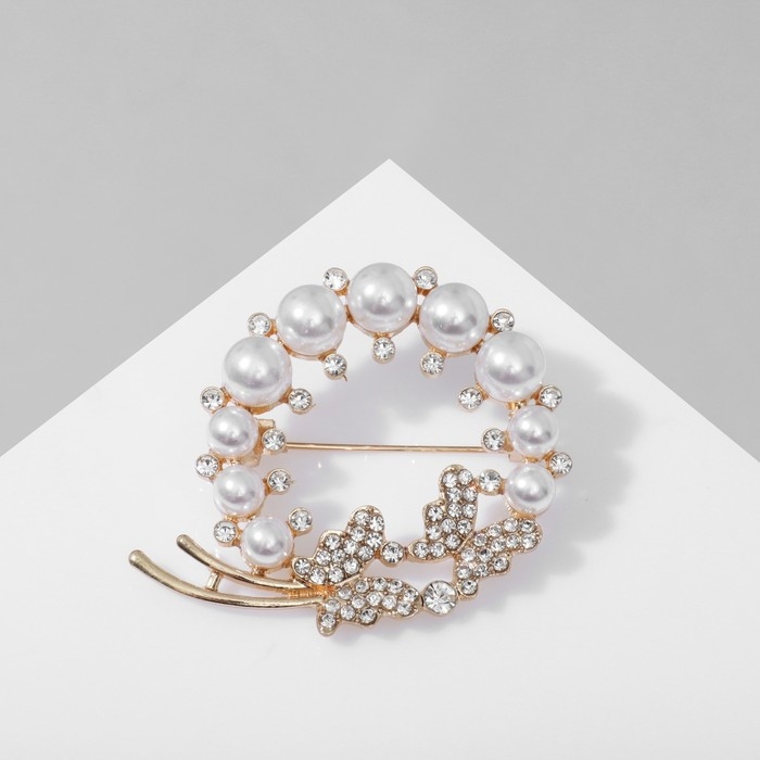 Брошь «Бабочки» в жемчужном венке, цвет белый в золоте Брошь «Бабочки» в жемчужном венке, цвет белый в золоте