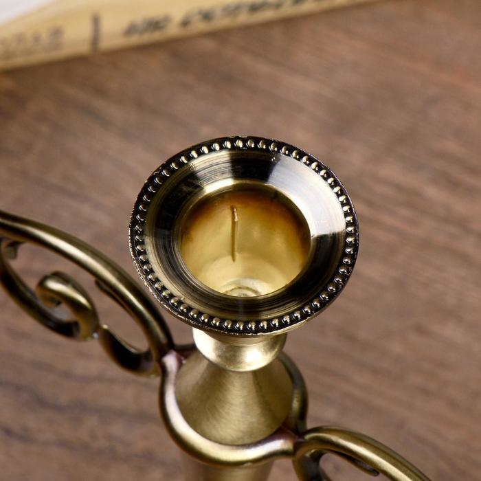 Подсвечник металл на 3 свечи  Подсвечник металл на 3 свечи "Лаконичность" цвет латуни 25,5х27х10 см