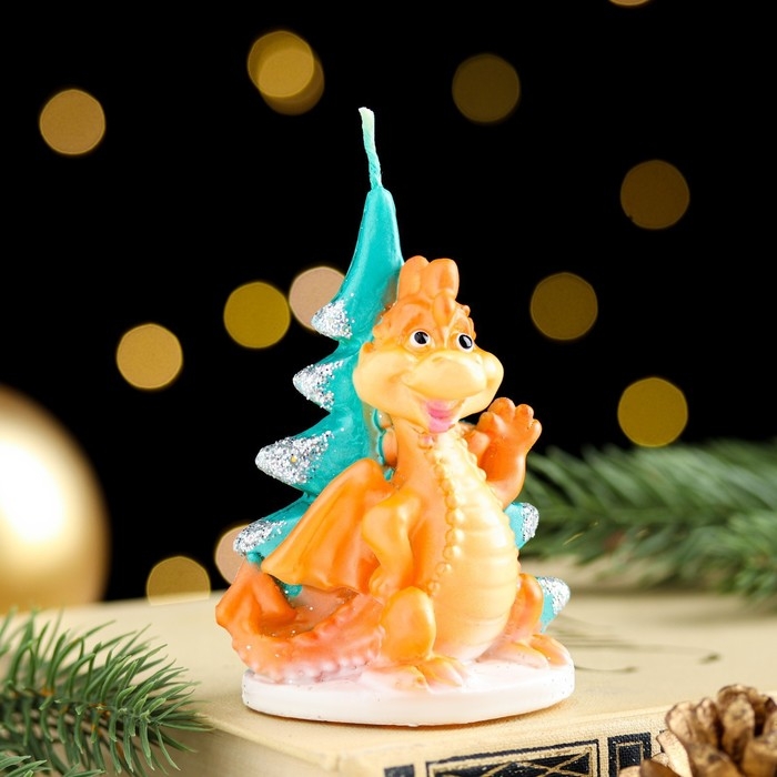 Свеча фигурная  Свеча фигурная "Дракон у ёлки. Символ года 2024", 6х4,5х9 см