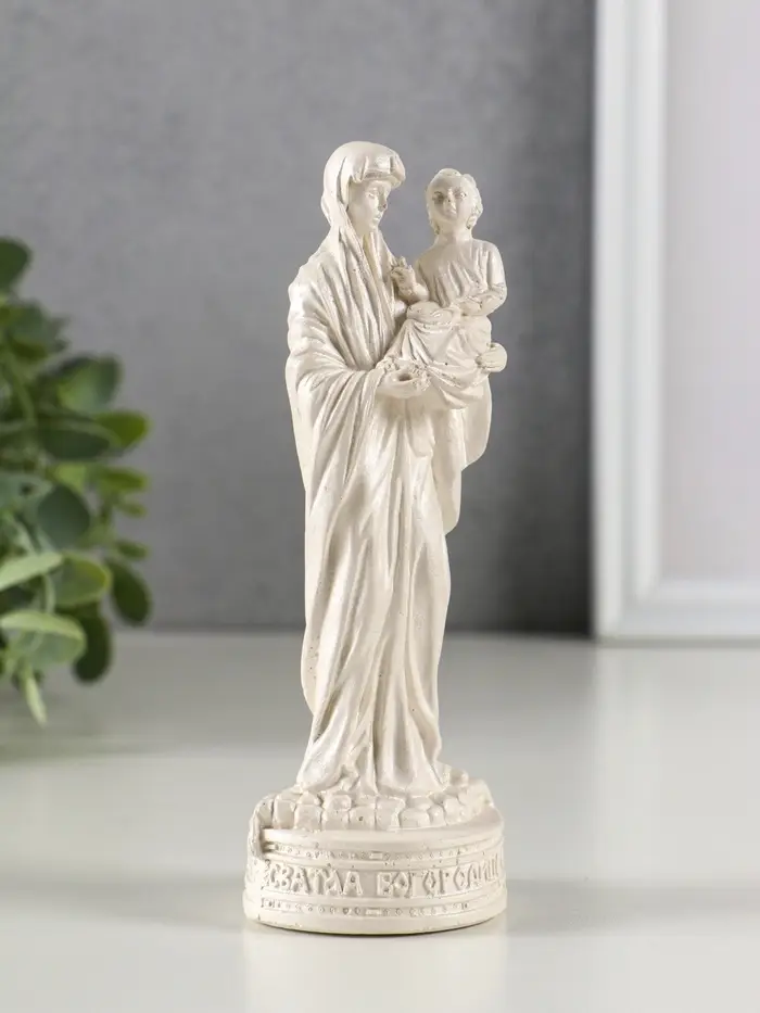 Фигура гипс "Дева Мария с младенцем", 14х5 см, перламутр Фигура гипс "Дева Мария с младенцем", 14х5 см, перламутр