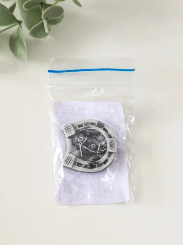 Магнит Магнит "Подкова с головой лошади" 3 см