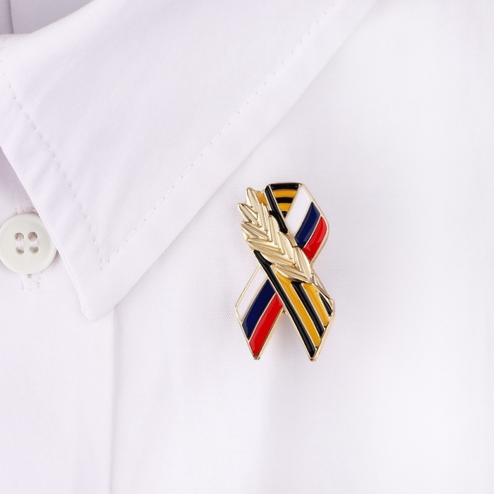 Значок на 9 мая &laquo;Георгиевская лента&raquo; , 1.7&times;3 см