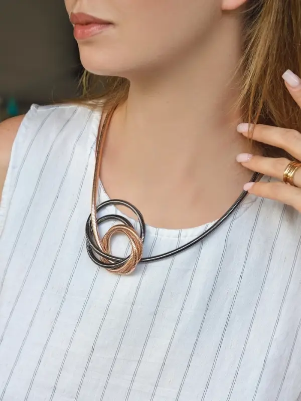 Браслет металл «Обруч» трансформируется в кулон, разноцветный