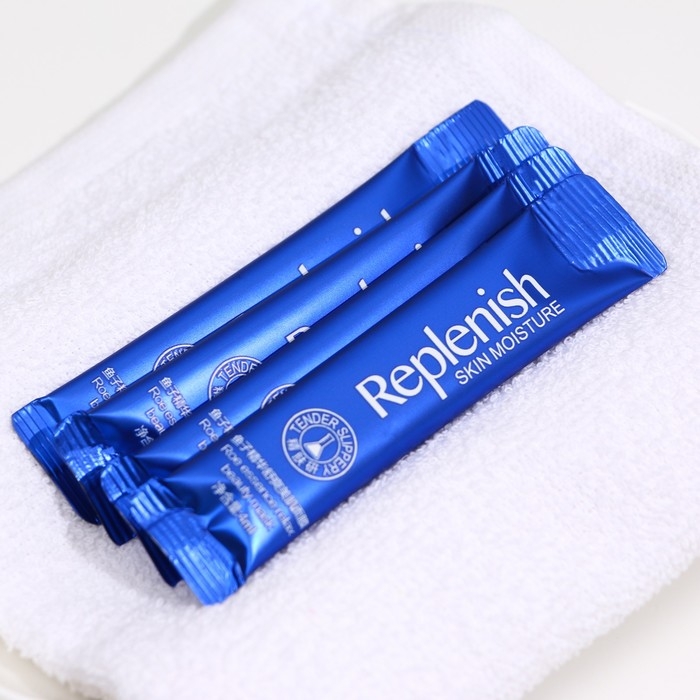 Ночная маска для лица с черной икрой, 4 г, набор 30 шт. Ночная маска для лица с черной икрой, 4 г, набор 30 шт.