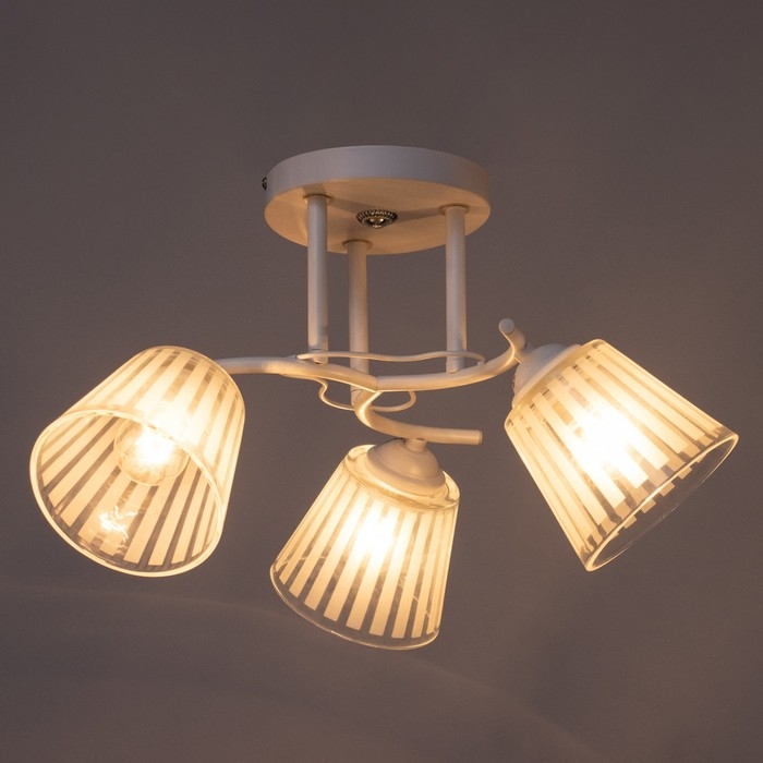 Люстра Люстра "Ванесса" 3х60Вт Е27 Белый 45х45х27см