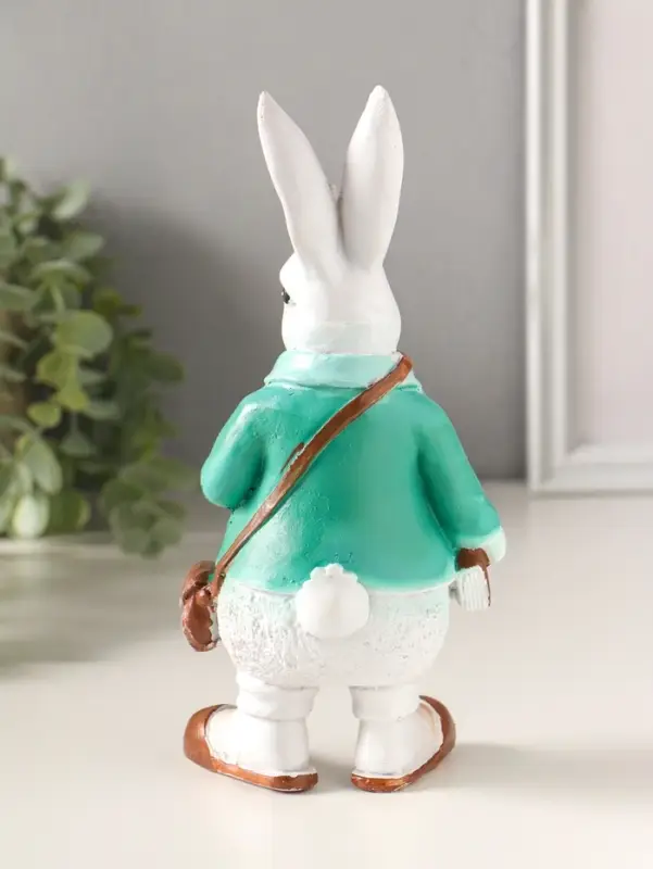 Фигура "Кролик джентельмен с книжкой" 21,5х10,5 см