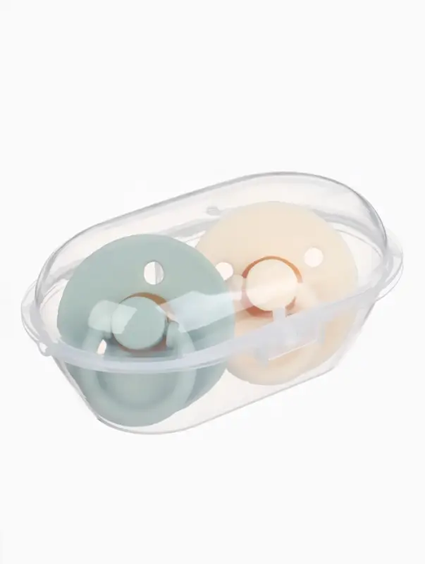 Набор классических пустышек, 2 шт., латекс, цв.айвори/зеленый, в контейнере, от 0 +., M&B Набор классических пустышек, 2 шт., латекс, цв.айвори/зеленый, в контейнере, от 0 +., M&B