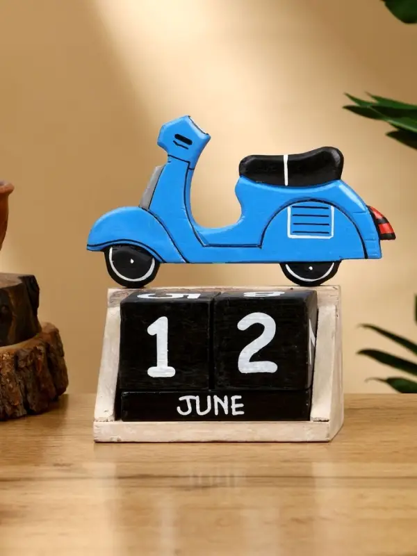 Календарь настольный «Мопед», 14×5.5×14 см, дерево, синий Календарь настольный «Мопед», 14×5.5×14 см, дерево, синий