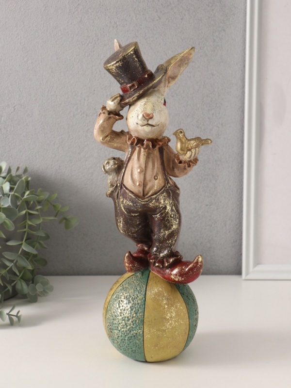 Сувенир полистоун Сувенир полистоун "Цирковой кролик на шаре" 11х12х35 см