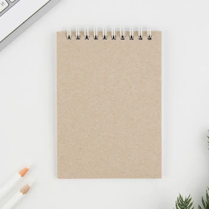 Блокнот детский, А6, 40 листов, мягкая обложка, на гребне «А вот и Новый год» Блокнот детский, А6, 40 листов, мягкая обложка, на гребне «А вот и Новый год»