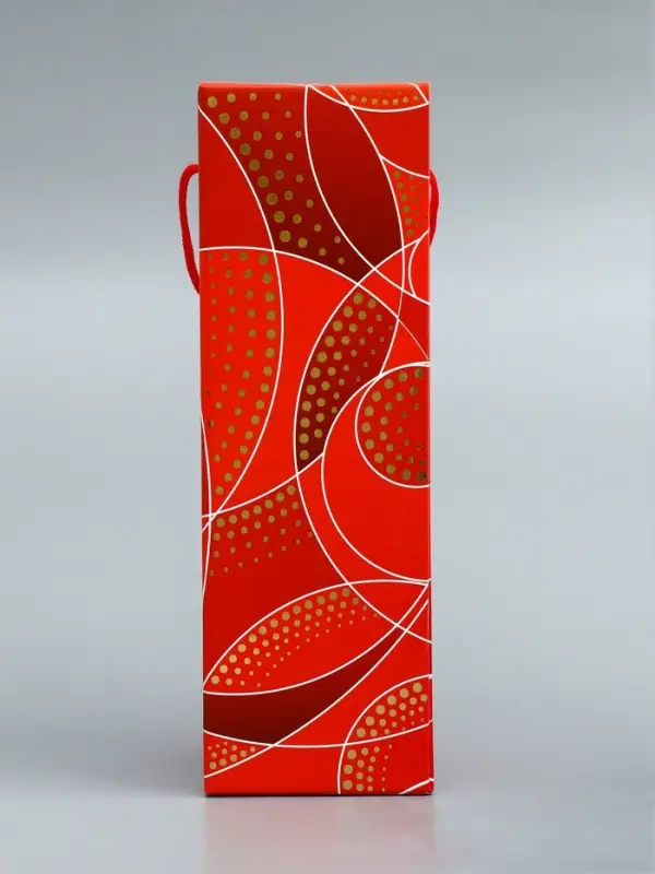 Подарочная новогодняя коробка под шампанское «Огненная» красная с веревочной ручкой 11×11×37 с Подарочная новогодняя коробка под шампанское «Огненная» красная с веревочной ручкой 11×11×37 с